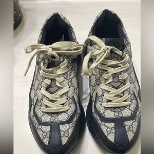 Navy blue , grey Gucci for sale 550$